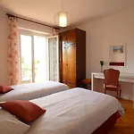 Charmantes Direkt An Der Promenade Von Mit Meerblick Porec