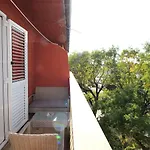 Apartment Charmantes Direkt An Der Promenade Von Mit Meerblick